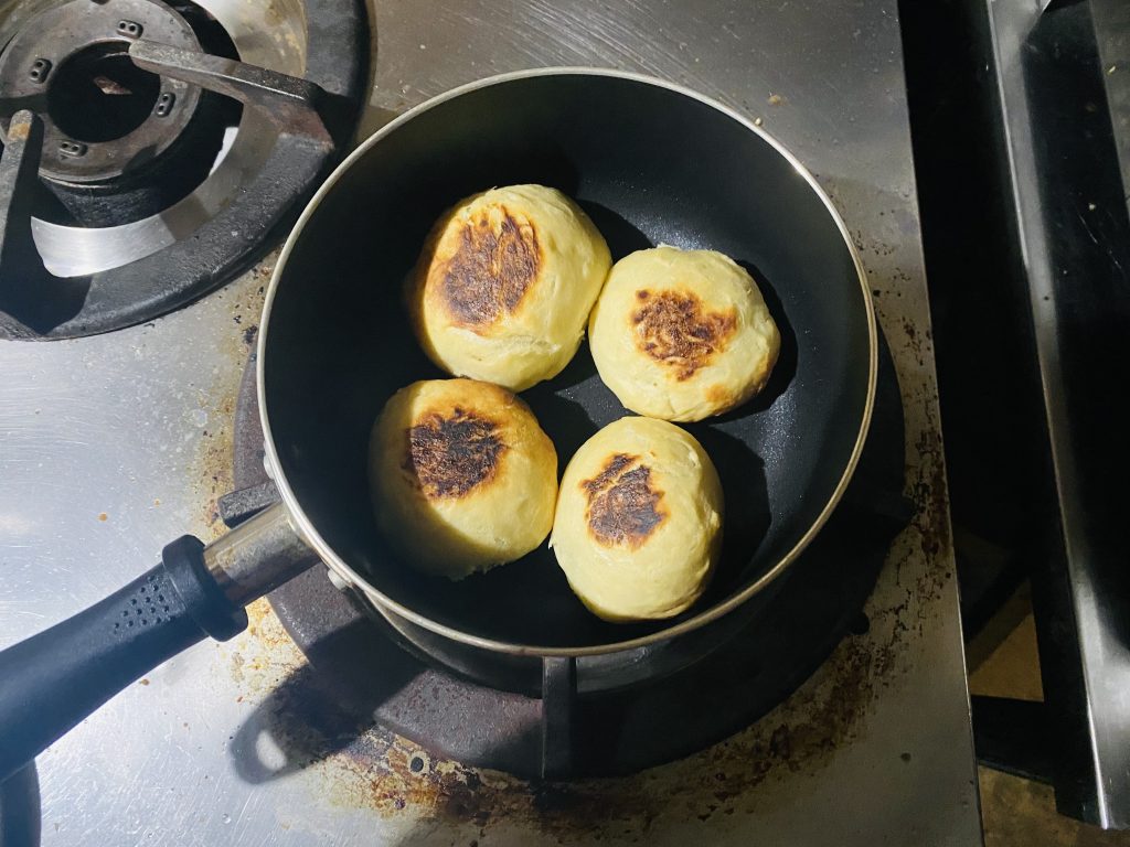 小麦粉と水だけ フライパン